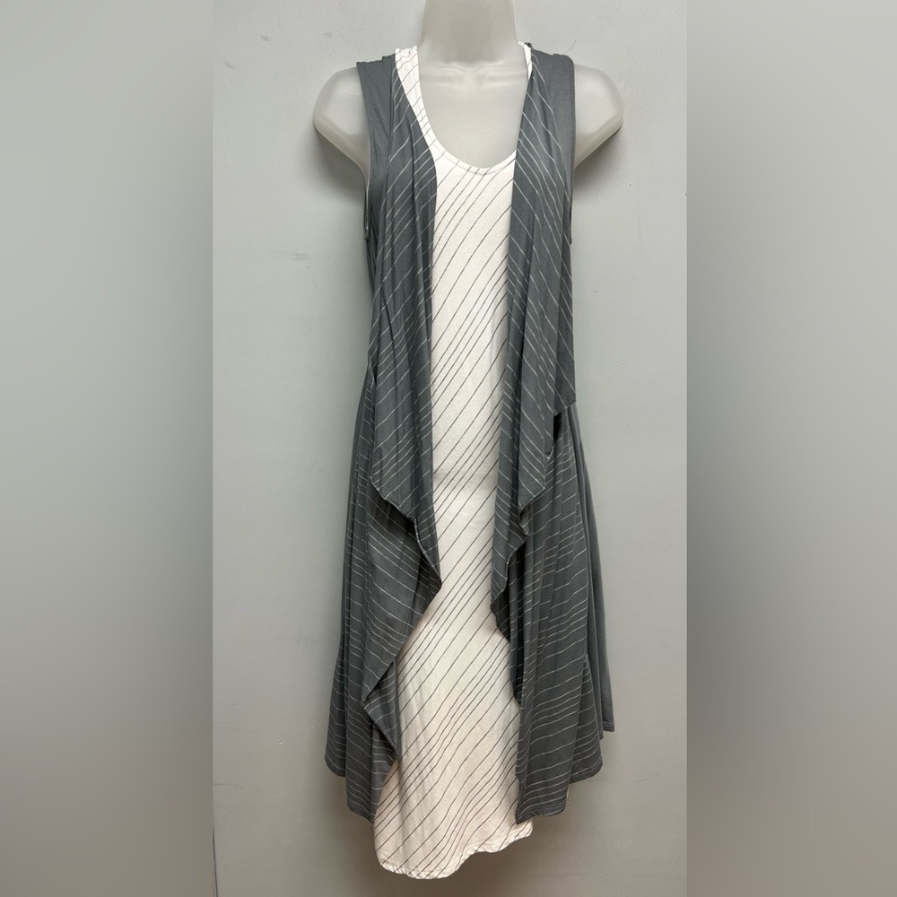 Chalet Women’s Sleeveless Dress & Cardigan 2 Piece Set Size Small
